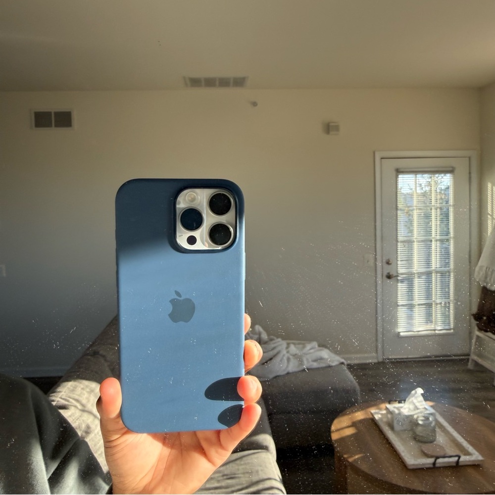 Apple iPhone 16 Pro Max Case (Denim)